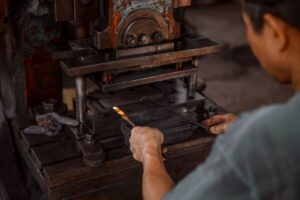 Terbaru: Mesin Press Pheumatic 2 Sisi Rhinotec