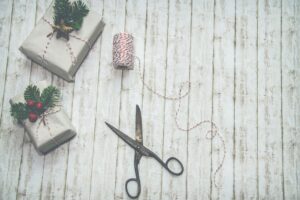 6 IDE HADIAH KREATIF BUATAN SENDIRI