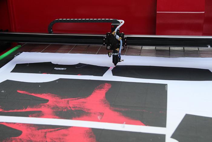 Laser Cutting, Potong Kain Textil Konveksi Jadi Lebih Mudah