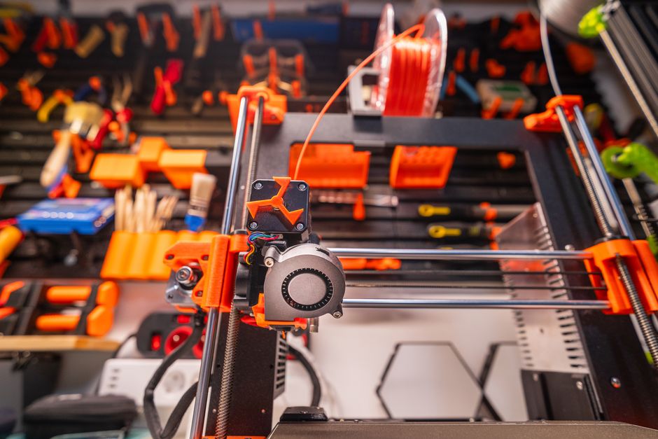 Mesin Printing 3D: Panduan Memilih 3D Printer untuk Peluang Bisnis Custom